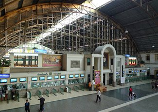 Ticket office for foreigners, Bangkok Hualamphong station