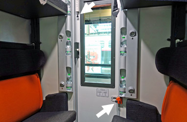 Thello couchette compartment, corridor side
