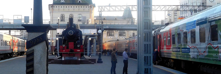 The Rossiya train at Vladivostok