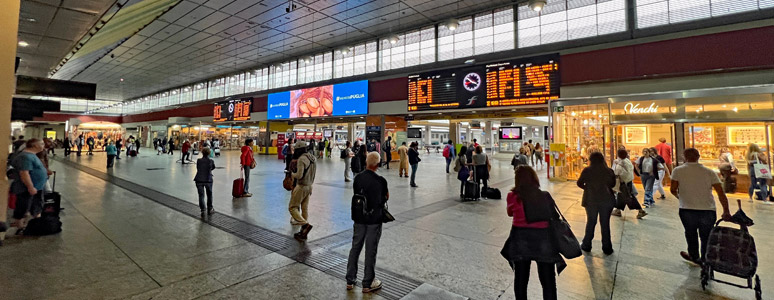 Turin Porta Nuova main concourse