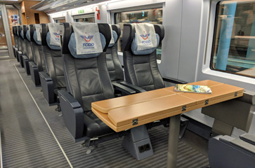 1st class seats on a YHT of the Siemens Velaro type