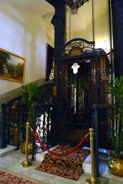 Pera Palace hotel lift