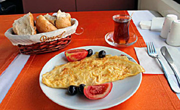 An omelette in the dining-car on the Dogu Express