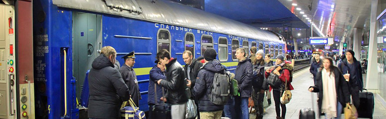 The Vienna-Kiev sleeping-car at Kiev Pass