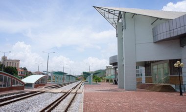 Halong railway station