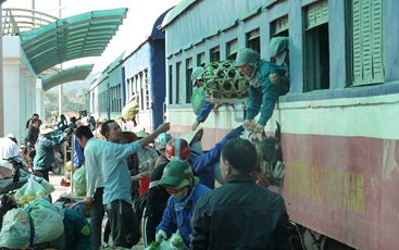 Unloading market goods