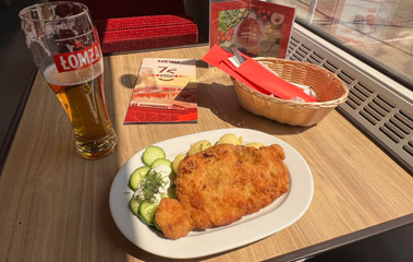 Food in therestaurant car on the Berlin-Krakow train