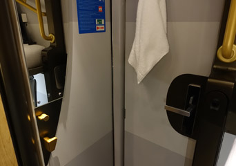 Inter-connecting door to the adjacent compartment