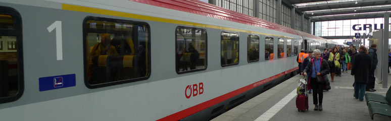 Austrian EuroCity train at Munich Hbf