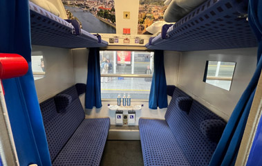4 or 6 berth couchette compartment