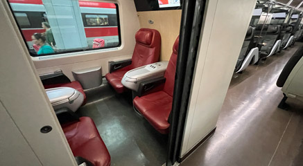 4-seat Business class salottino on a Frecciarossa 500