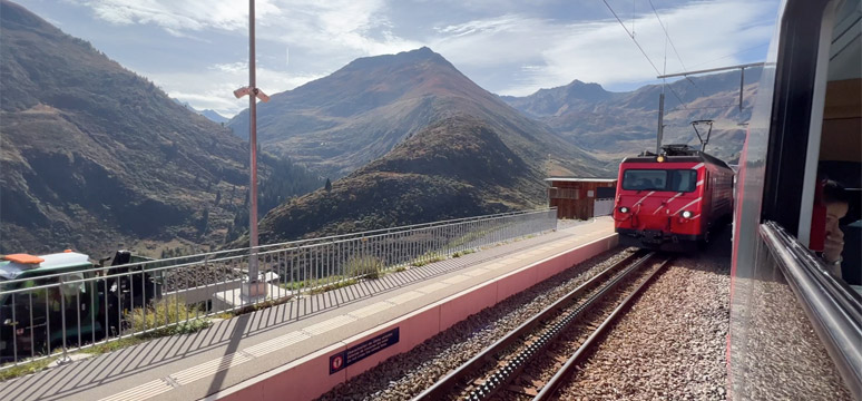 Passing another Glacier Express