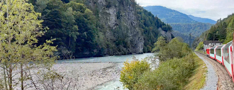 Glacier Express in the Rhine gorge