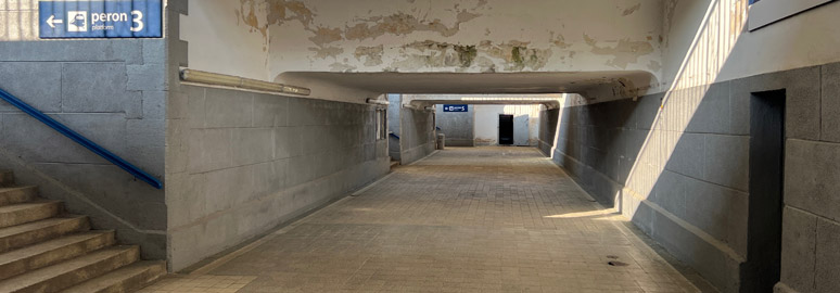 Zagan station subway to south side exit