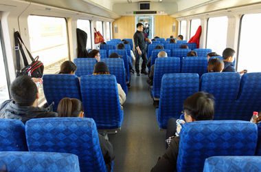 2nd class seats on an S2 train