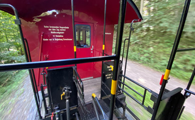 Open platforms on a Harz Railway train