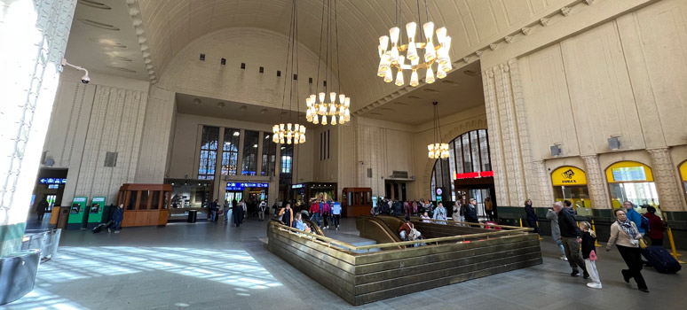 Helsinki central station main hall