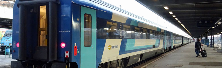 The EuroCity train Hungaria from Budapest to Berlin & Hamburg