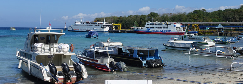 Padangbai beach