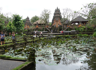 Saraswati Temple, Ubud