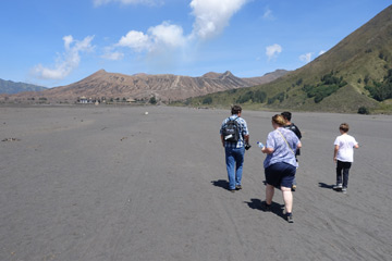 Walking the last 1.5km to Mt Bromo