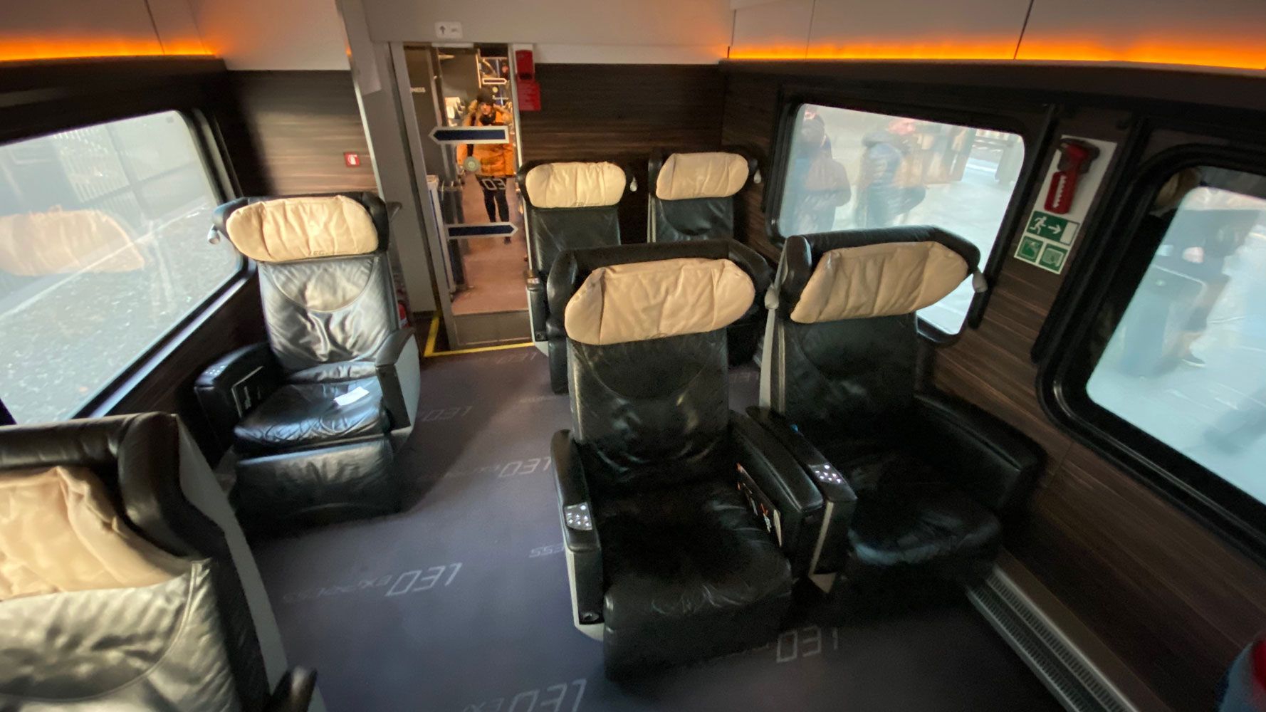 Do Amtrak Seats Recline Two Birds Home