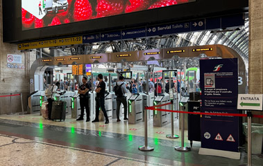 Ticket gates at entrance to platforms, Milan Centrale