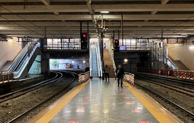 Circumvesuviana Railway platforms & bridge