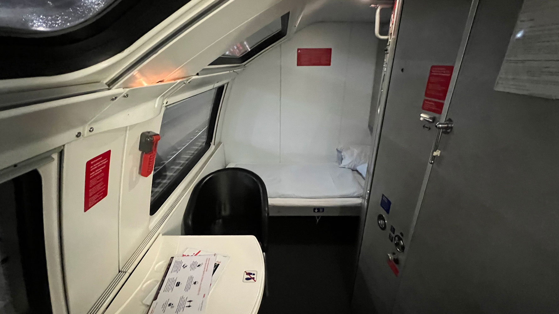 See inside Ireland's first luxury sleeper train which launches today -  Irish Mirror Online