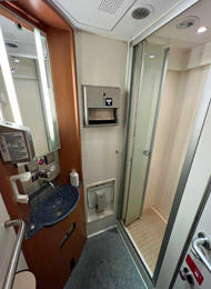 Nightjet shower cubicle