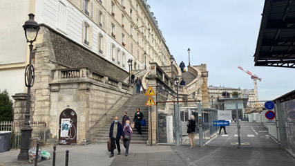 Steps from Gare de l'Est to Gare du Nord