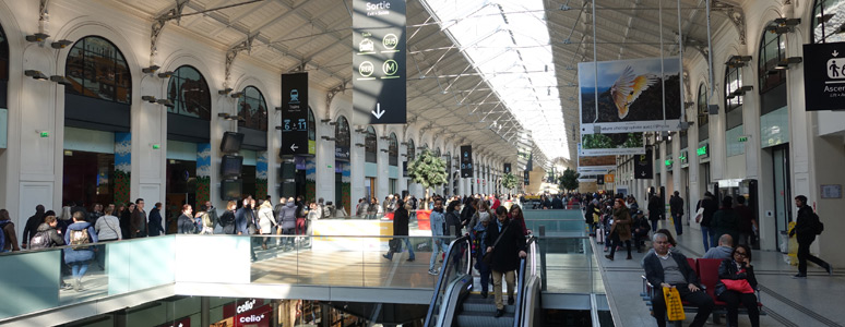 Paris St Lazare shopping mall