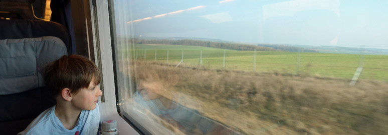 Scenery from a Frankfurt to Paris ICE train