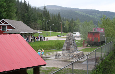 Rocky Mountaineer passes site of the Last Spike