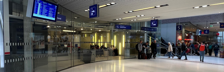 Salzburg Hbf luggage lockers & toilets