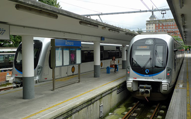 San Sebastian Amara station platforms