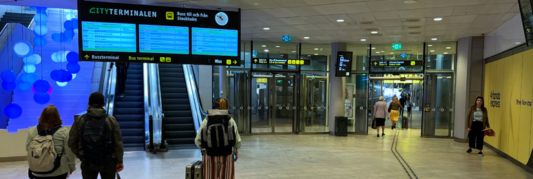 Stockholm Central escalator to Cityterminalen