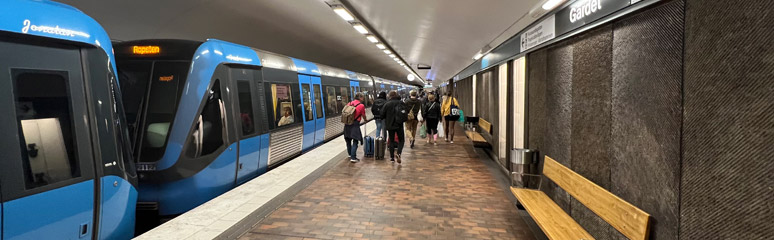 Tunnelbana at Gardet station
