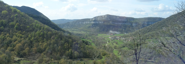 Scenery along the Haut-Bugey line, seen from the Geneva to Paris train