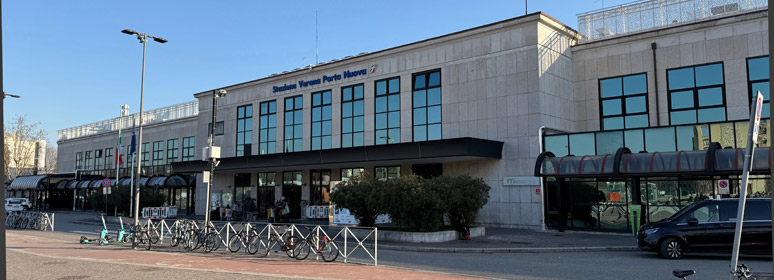 Verona Porta Nuova station facade