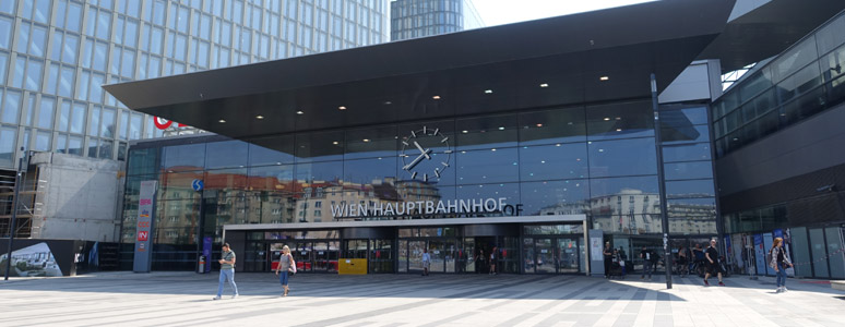 Main entrance to Vienna Hauptbahnhof