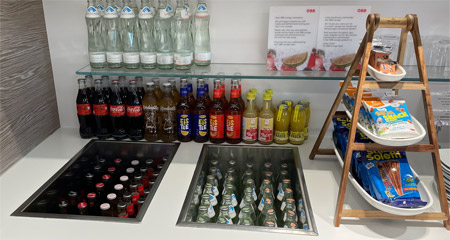 Soft drinks in OBB lounge in Vienna Hbf