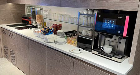 Soft drinks in OBB lounge in Vienna Hbf