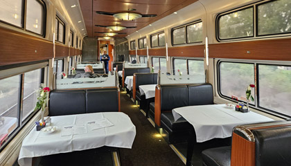 Amtrak Viewliner dining car