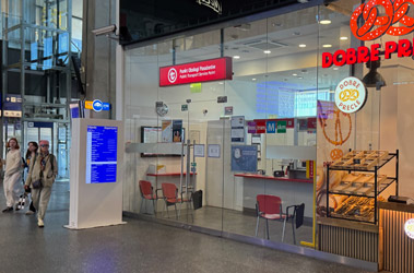 Warsaw Centralna international ticket office