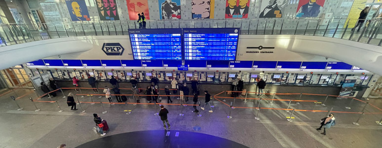 Warsaw Centralna station domestic ticket office