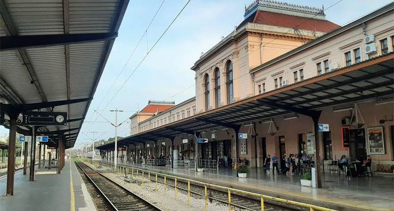 Platforms at Zagreb Glavni Kolodvor