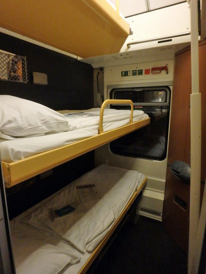 Standard sleeper set up as a 3-berth. 