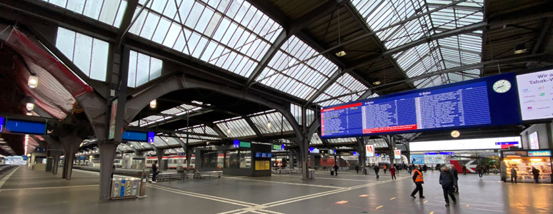 Zurich HB departures board