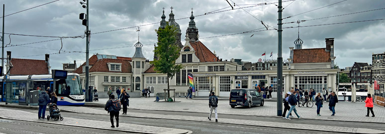 Amsterdam Centraal GVB ticket office